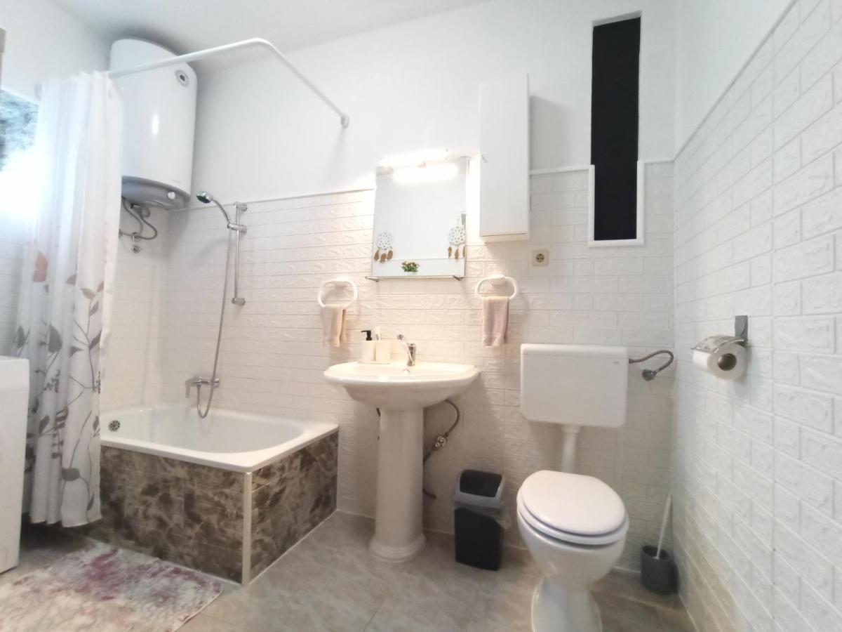 Apartment Dora Zadar Dış mekan fotoğraf